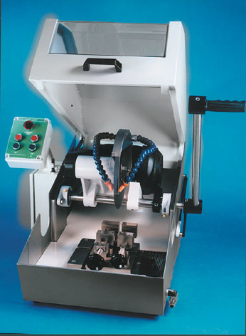 Отрезной станок TR 100